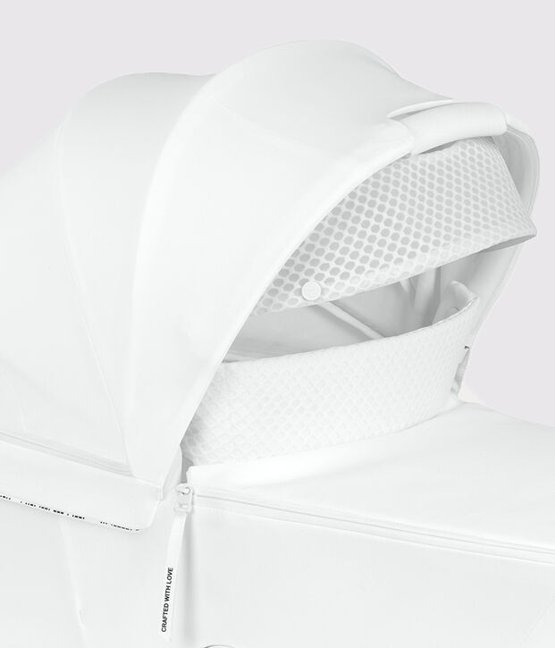 Primo piano di una Navicella Richiudibile Lux Carry Cot Coya Urban Mobility.