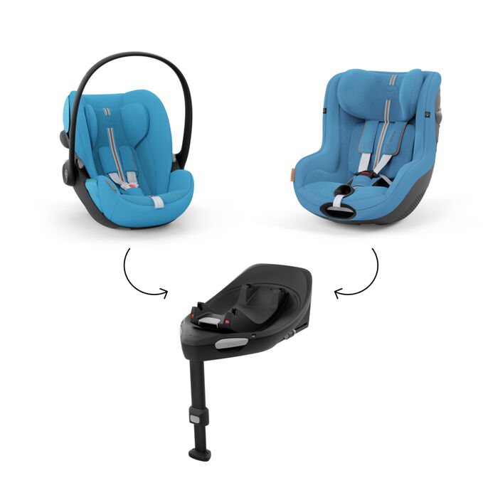 An image of the CYBEX Gold Cloud G i-Size Infant Car Seat, highlighting the One base &ndash; two seats: ​Designed to cover their first 4 years feature.