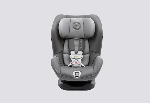A grey Sirona M car seat with padded headrest and safety harness.