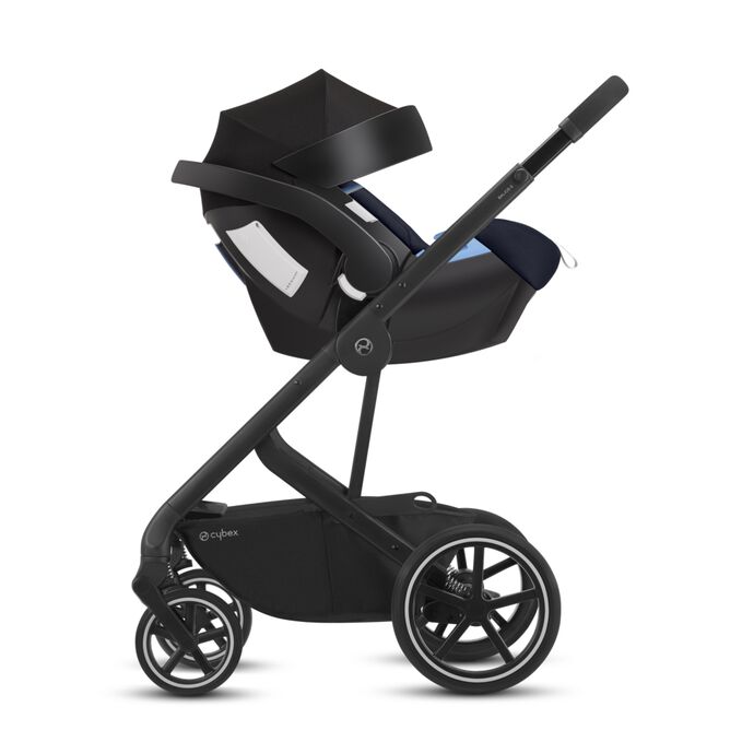 An image of the CYBEX Gold Aton 5 Infant Car Seat, highlighting the CYBEX Travel System feature.