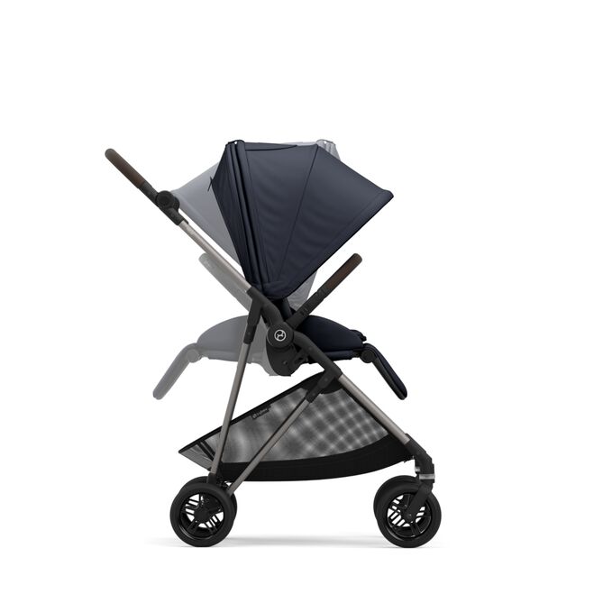 An image of the CYBEX Gold Melio Stroller, highlighting the Reversible Seat Unit feature.