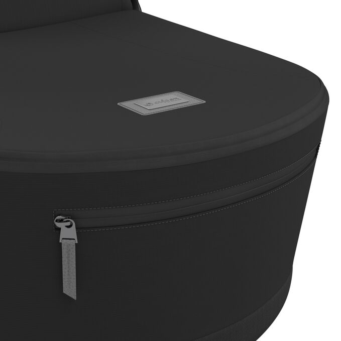 An image of the CYBEX Platinum Priam Lux Carry Cot Stroller, highlighting the Front Pocket feature.