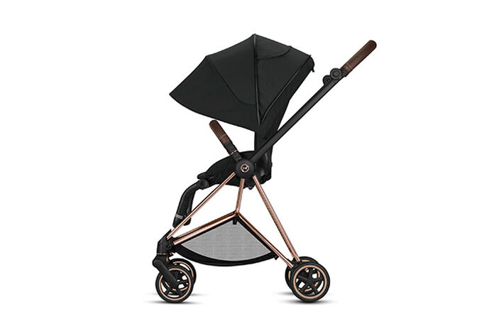Immagine del CYBEX Platinum Mios 2 Jeremy Scott - Cherubs Stroller che mette in risalto la caratteristica Cappottina solare XXL.