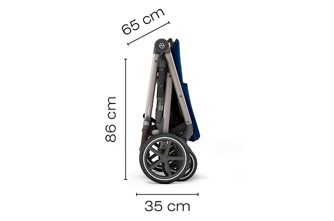 Ein Bild des CYBEX Gold Gazelle S 1 Sibling Stroller, das das Merkmal Kompakte Faltung hervorhebt.