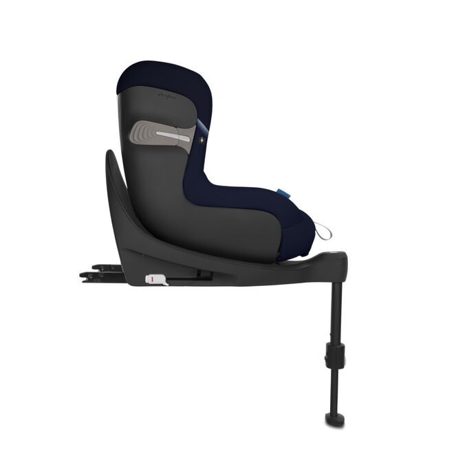 Immagine del CYBEX Gold Sirona SX2 i-Size Toddler Car Seat che mette in risalto la caratteristica ISOFIX.