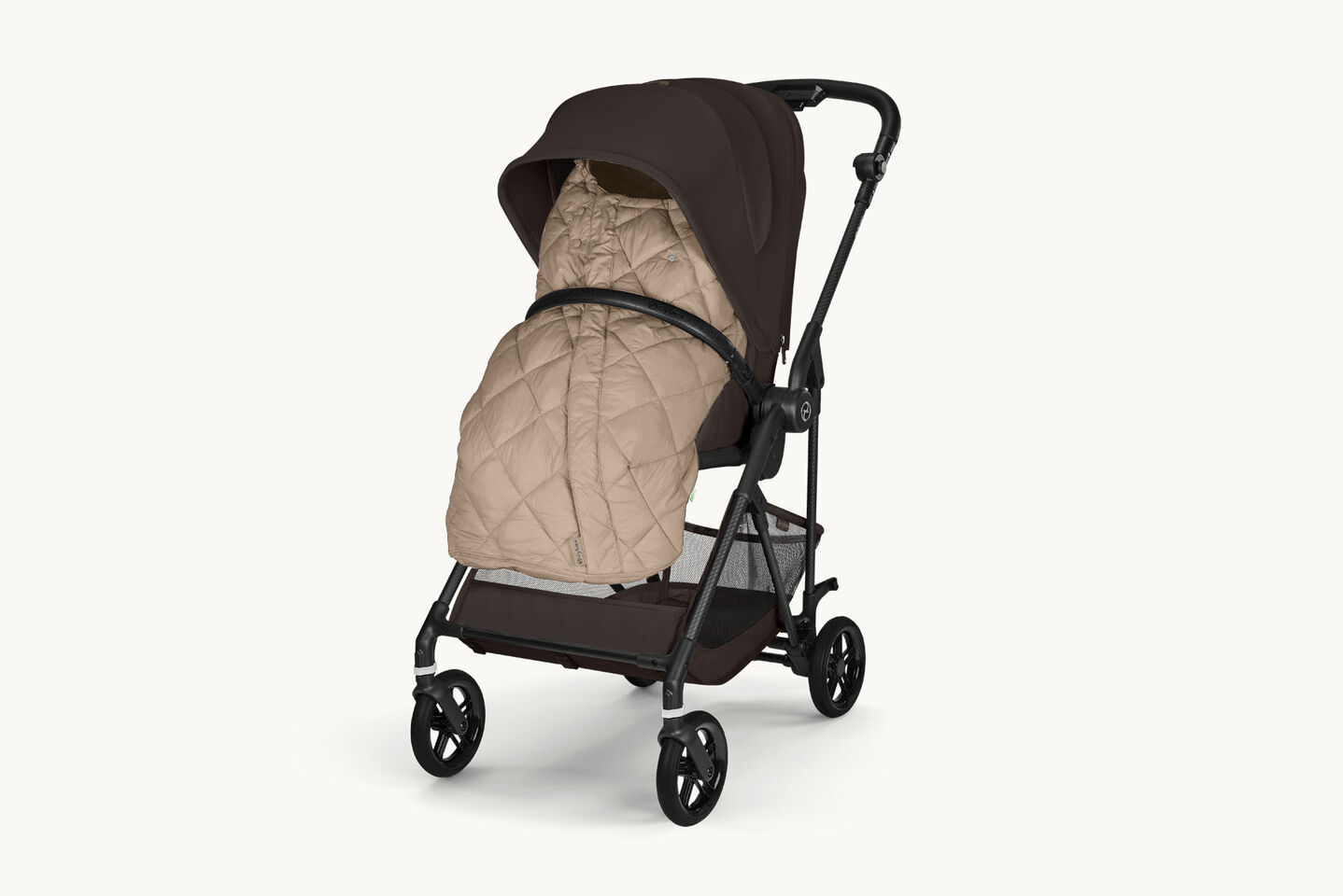 Immagine di un Melio Carbon con un sacco coprigambe Snogga applicato.