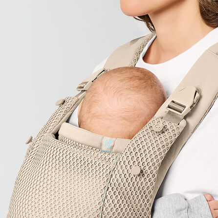 Close up of the cushioned neck support the Amya baby carrier has to offer.