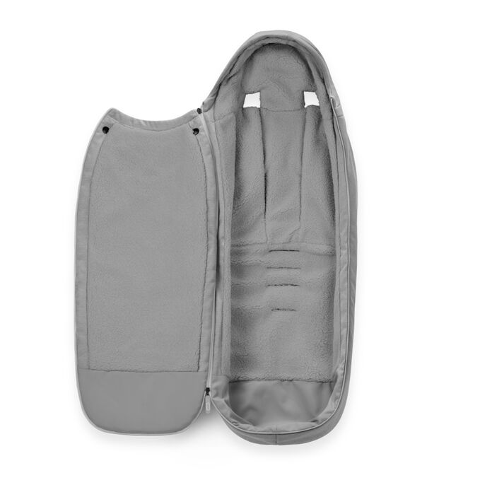 Ein Bild des CYBEX Gold Gold Fu&szlig;sack Accessories for Strollers, das das Merkmal Vierwegerei&szlig;verschluss hervorhebt.