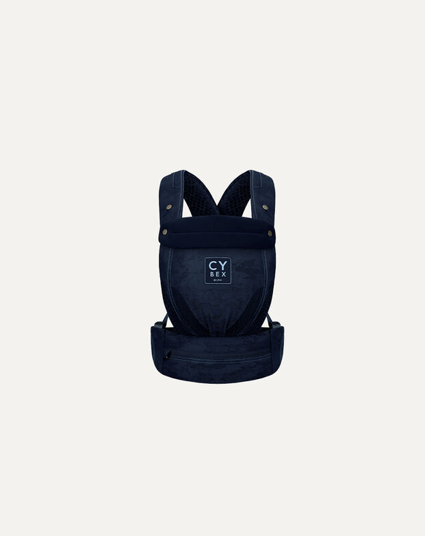 Product shot of a Rebellious Luxury Coya Carrier.
