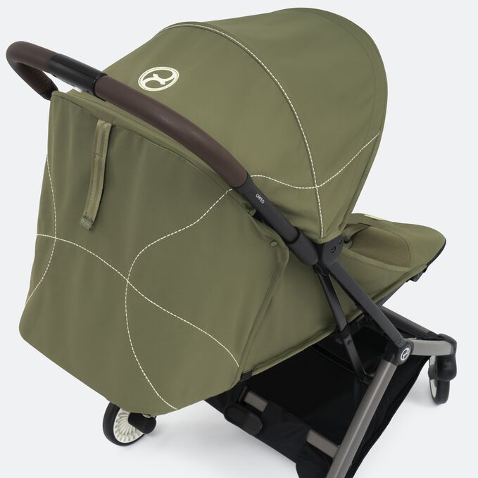 An image of the CYBEX Gold Orfeo (2025) Buggy, highlighting the XL UPF50+ Sun Canopy feature.