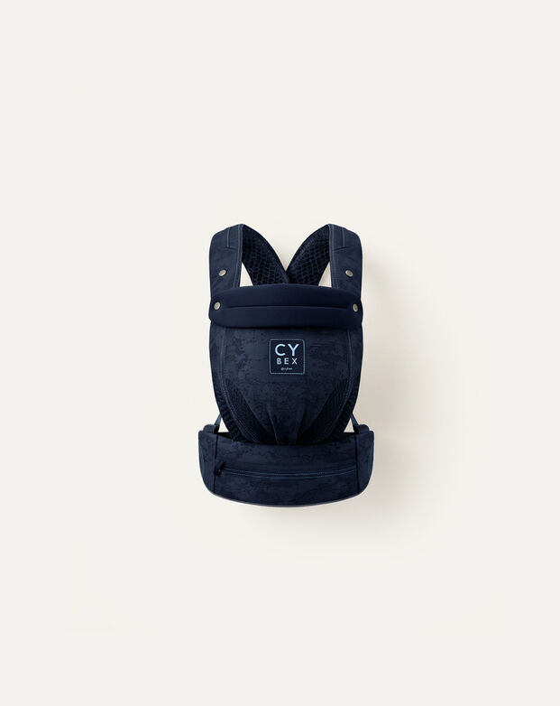 Sn&iacute;mek Rebellious Luxury Coya Carrier.