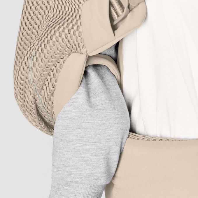 An image of the CYBEX Gold Amya Carrier Baby Carrier, highlighting the Leg Loops feature.