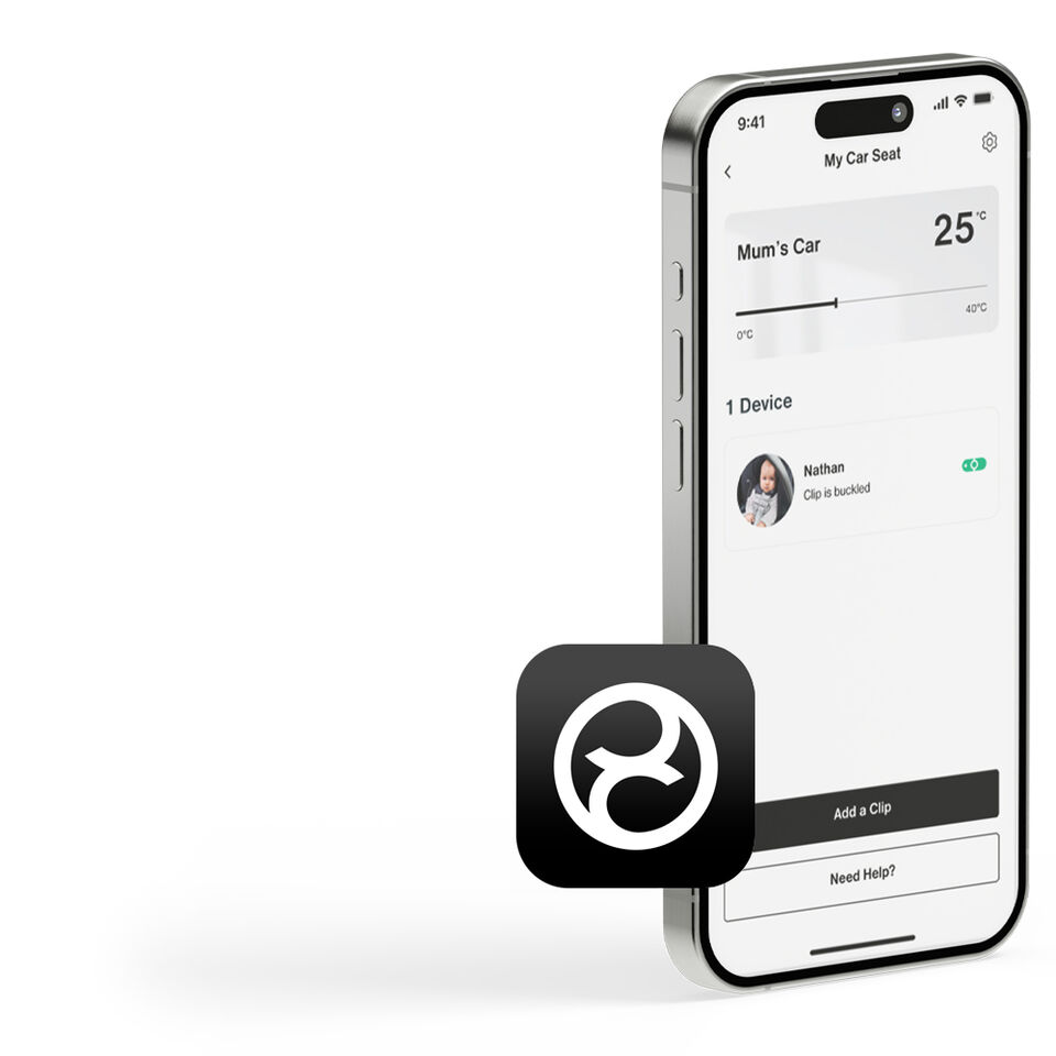 Un smartphone affichant une application avec la temp&eacute;rature d'un si&egrave;ge auto et un appareil connect&eacute;.