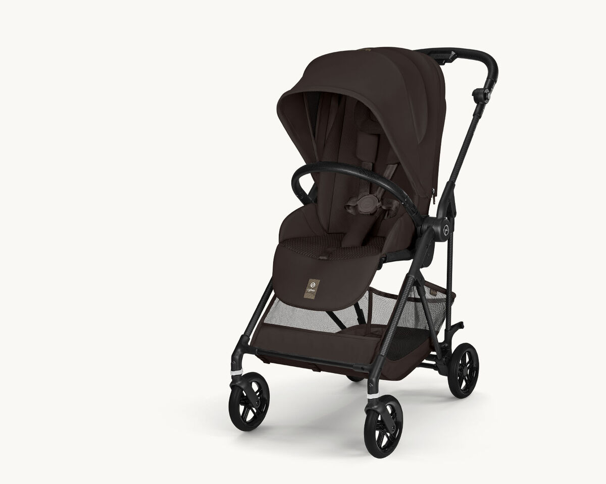 Passeggino leggero Melio Carbon con copertura nera e cestello in rete