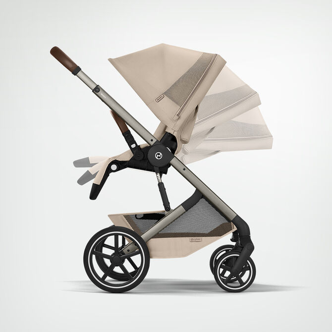 Produktbild eines Balios mit Sitzpaket und dessen Liegepositionen.