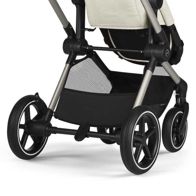 An image of the CYBEX Gold Eos Lux Stroller, highlighting the Spacious Shopping Basket feature.
