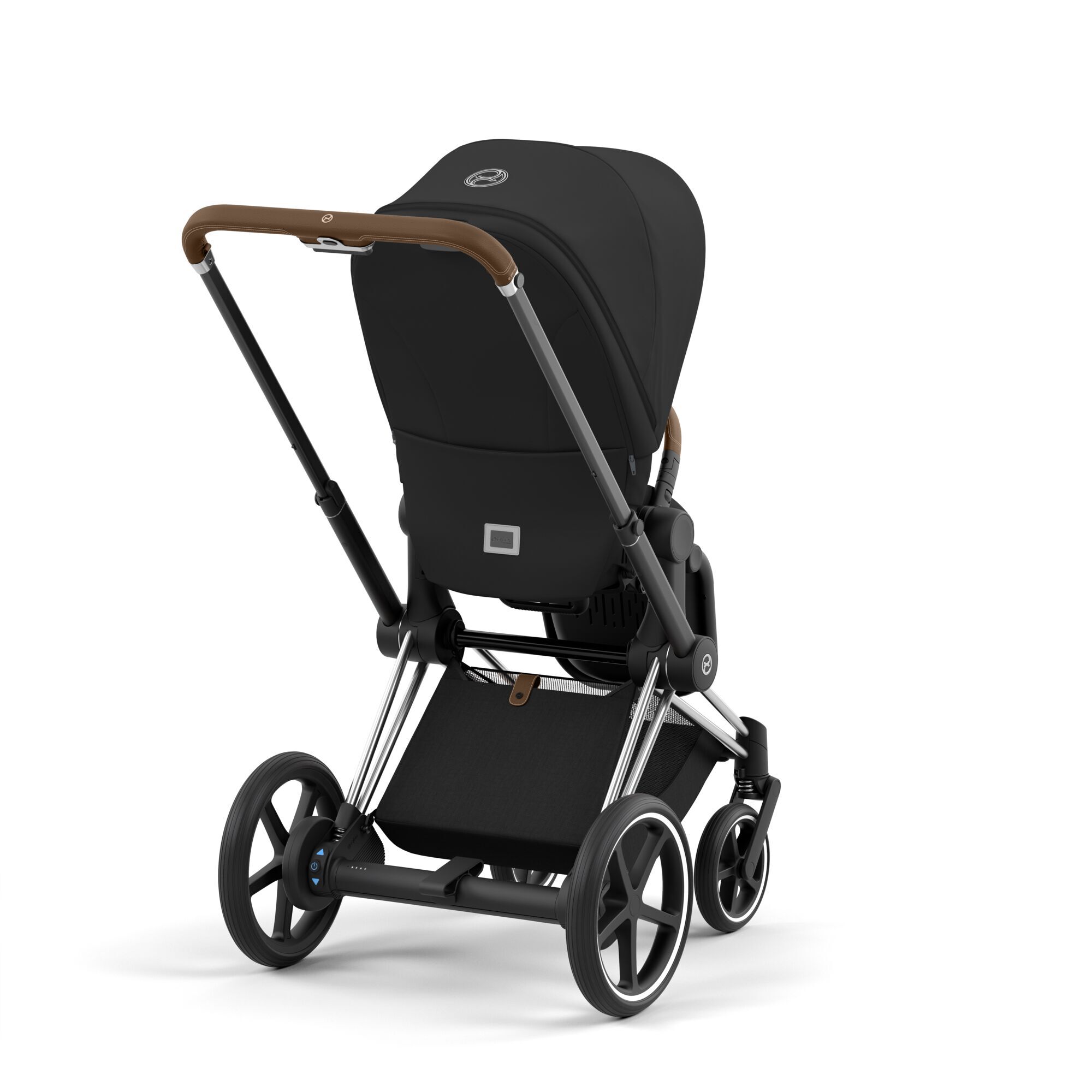 CYBEX e-Priam Frame - Chrome With Brown Details in Chrome With Brown Details large-cybex-cn image number 6