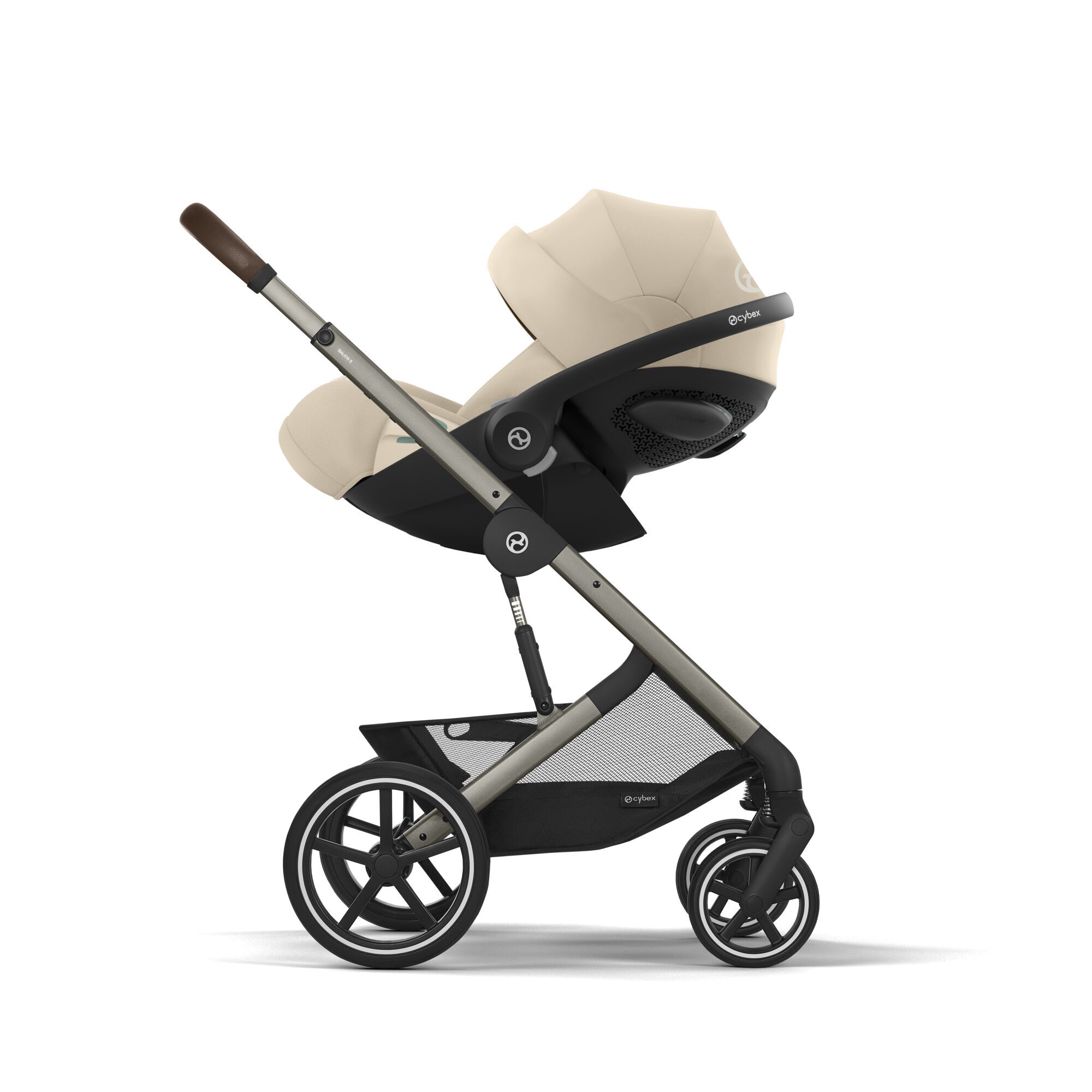 CYBEX Balios S Lux - Almond Beige (Taupe Frame) in Almond Beige (Taupe Frame) large-cybex-gb image number 4