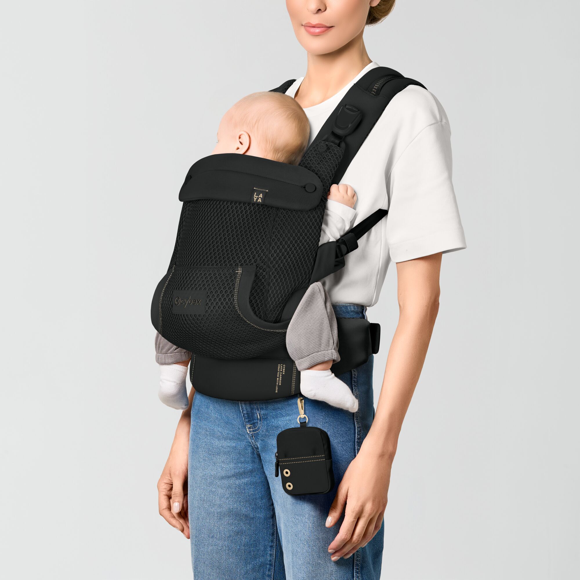 CYBEX Laya &ndash; Magic Black in Magic Black large-cybex-neu č&iacute;slo sn&iacute;mku 3