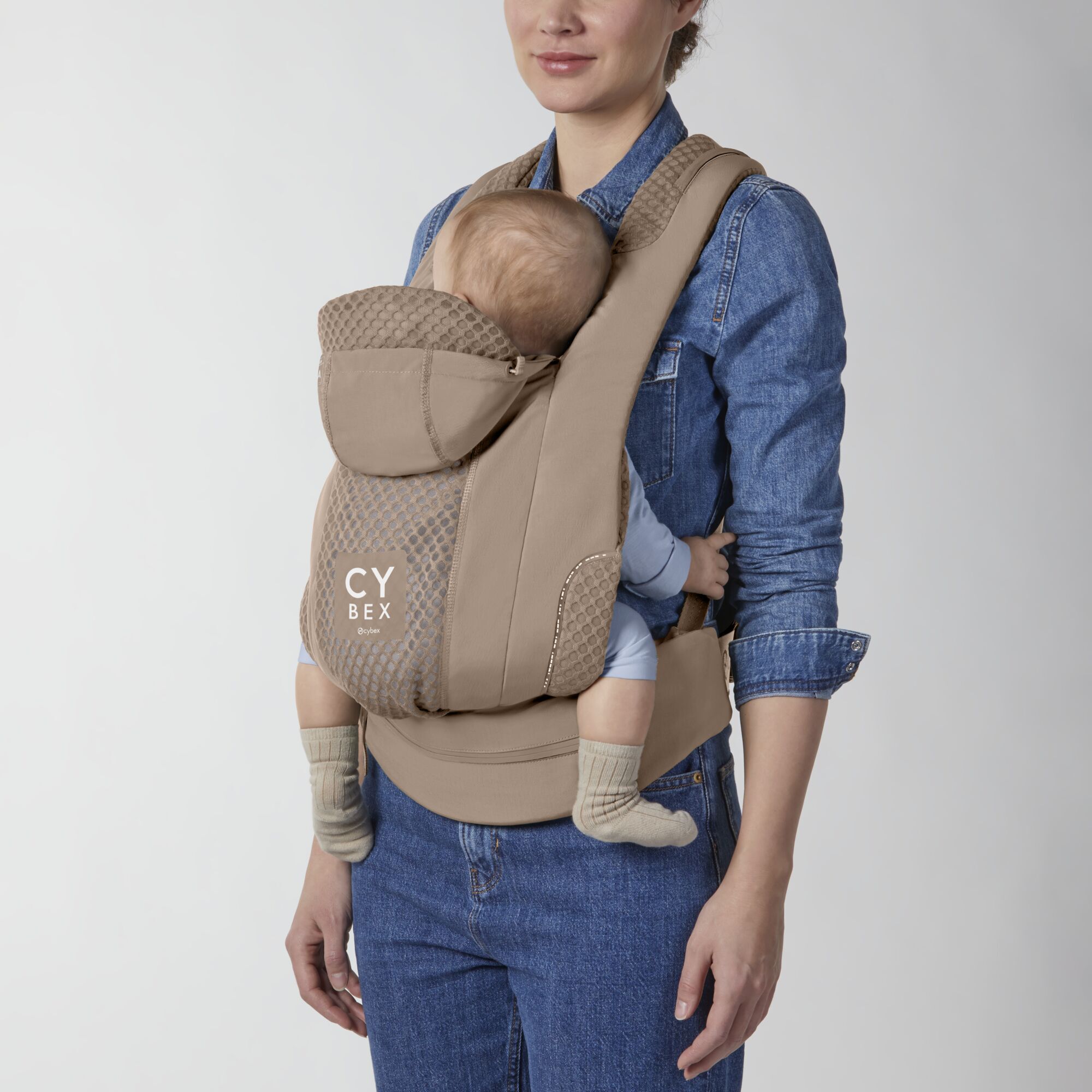 CYBEX Coya Carrier - Cozy Beige in Cozy Beige large-cybex-us image number 2