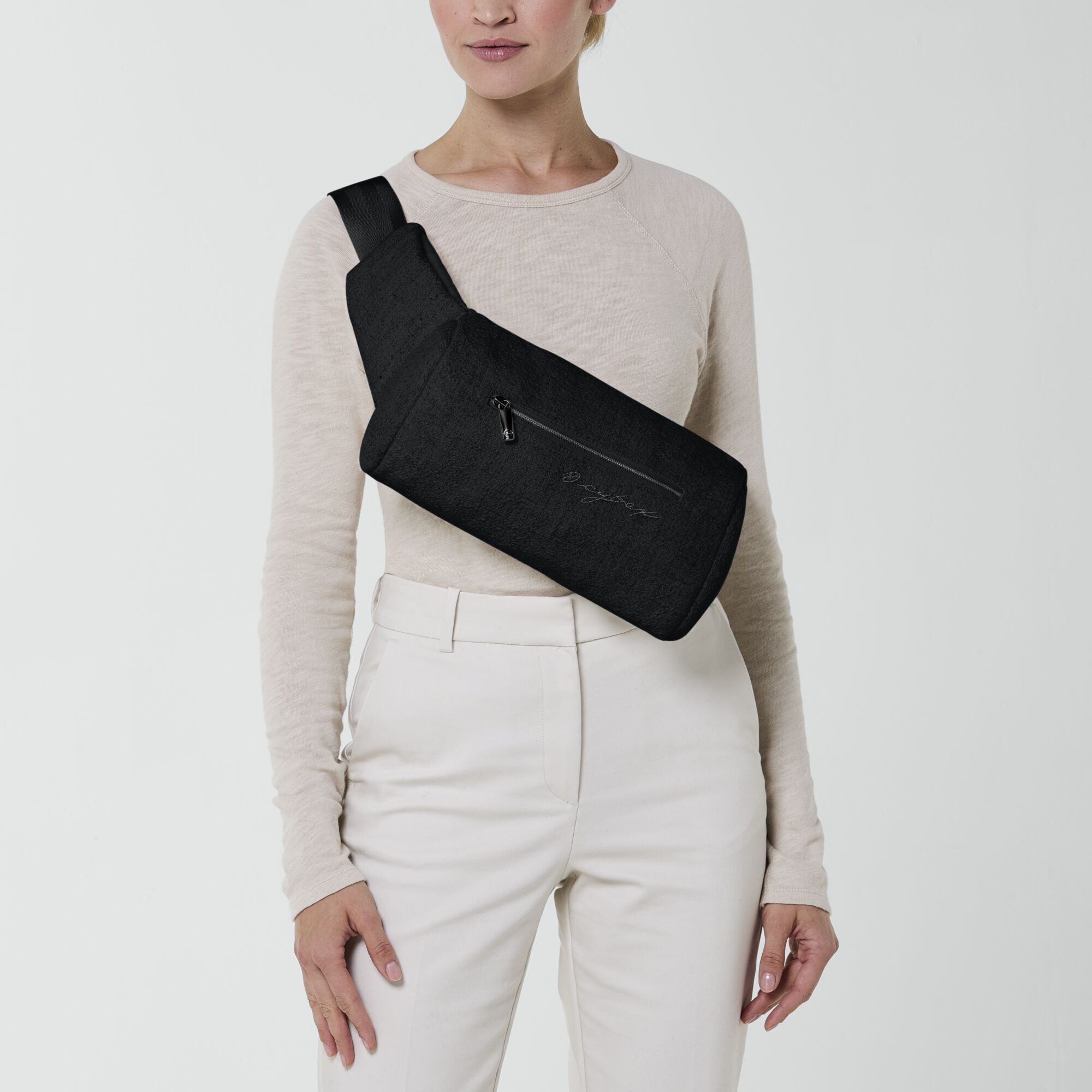 CYBEX Coya Carrier Boucl&eacute; in Stone Black (Boucl&eacute;) large-cybex-ca image number 7