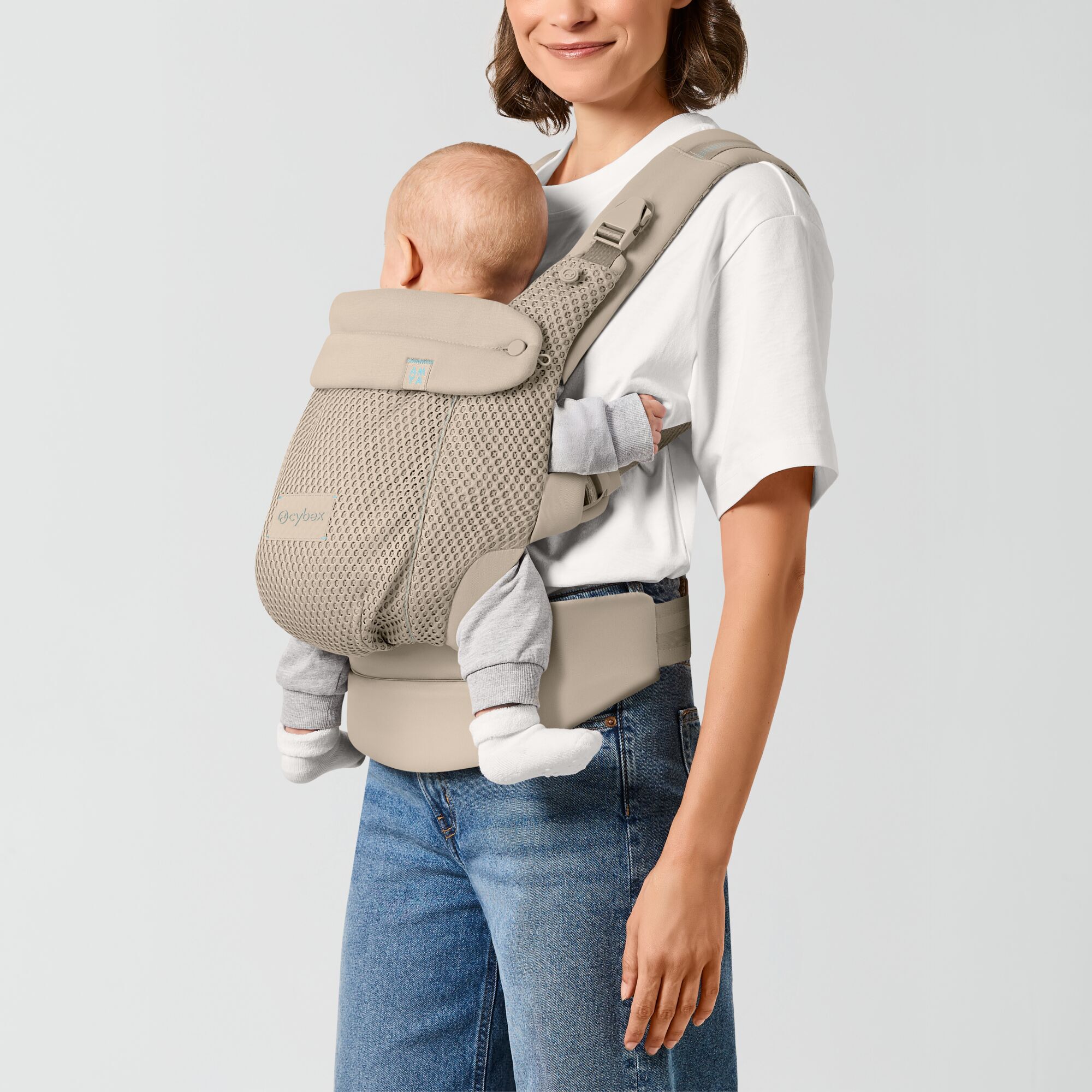 CYBEX Amya -Almond Beige in Almond Beige large-cybex-neu