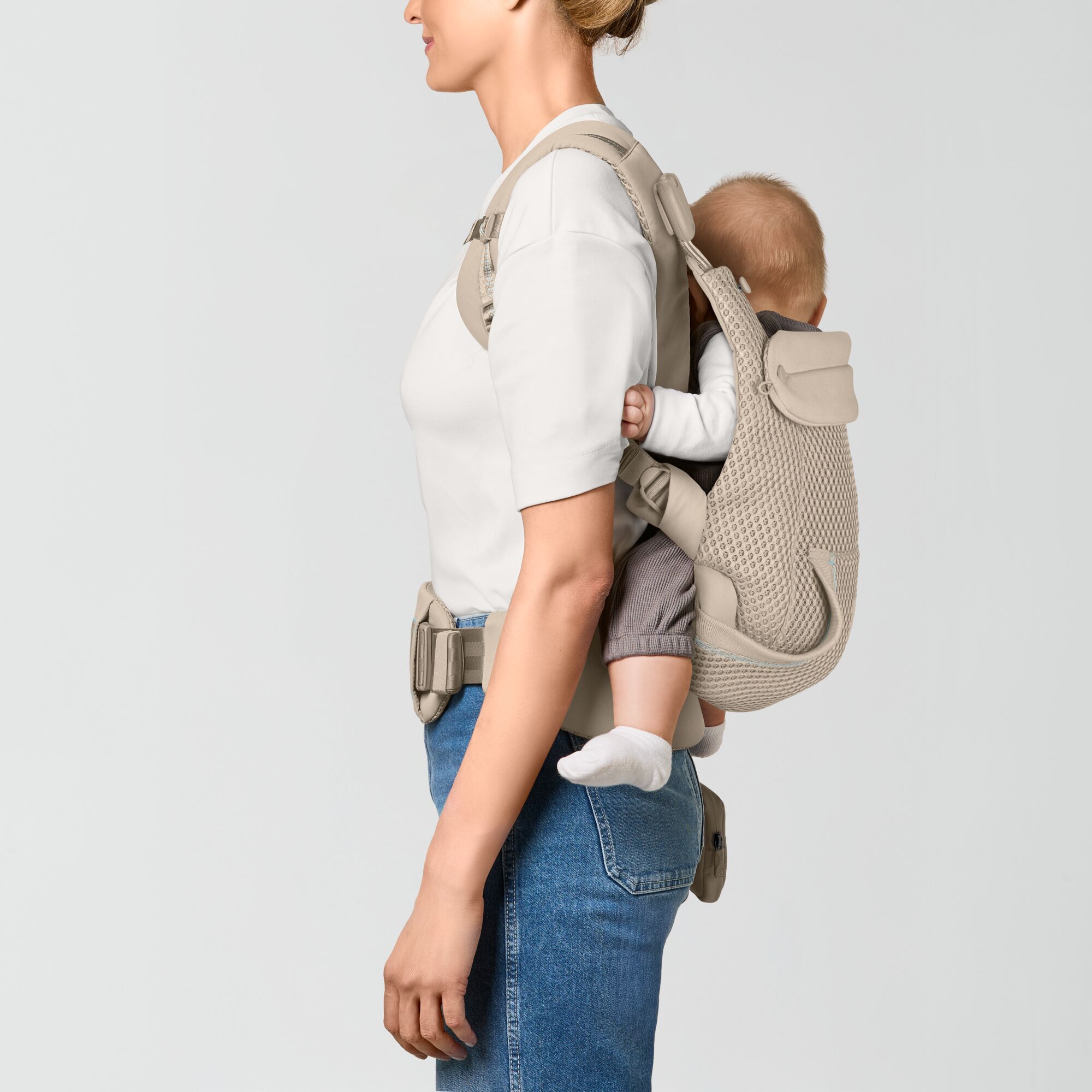 CYBEX Laya - Almond Beige in Almond Beige large-cybex-neu num&eacute;ro d&rsquo;image 5